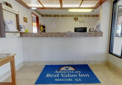 Americas Best Value Inn & Suites Macon Exterior photo